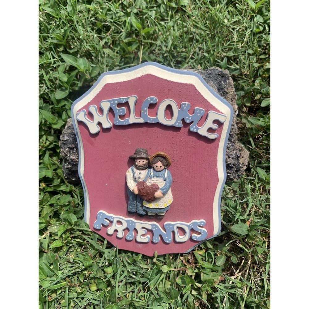 Vintage "Welcome Friends" Handmade/Handpainted Wood Plaque 3D Cottage‎ Decor